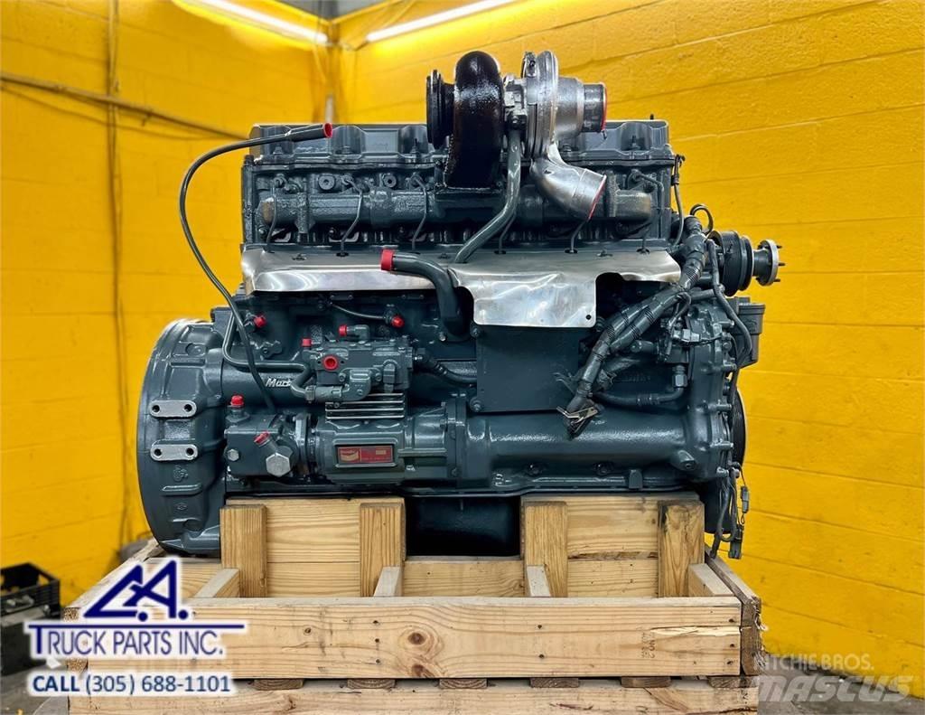 Mack E7 Motorok