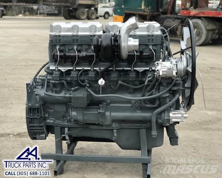 Mack E7 Motorok