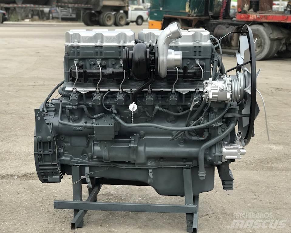 Mack E7 Motorok