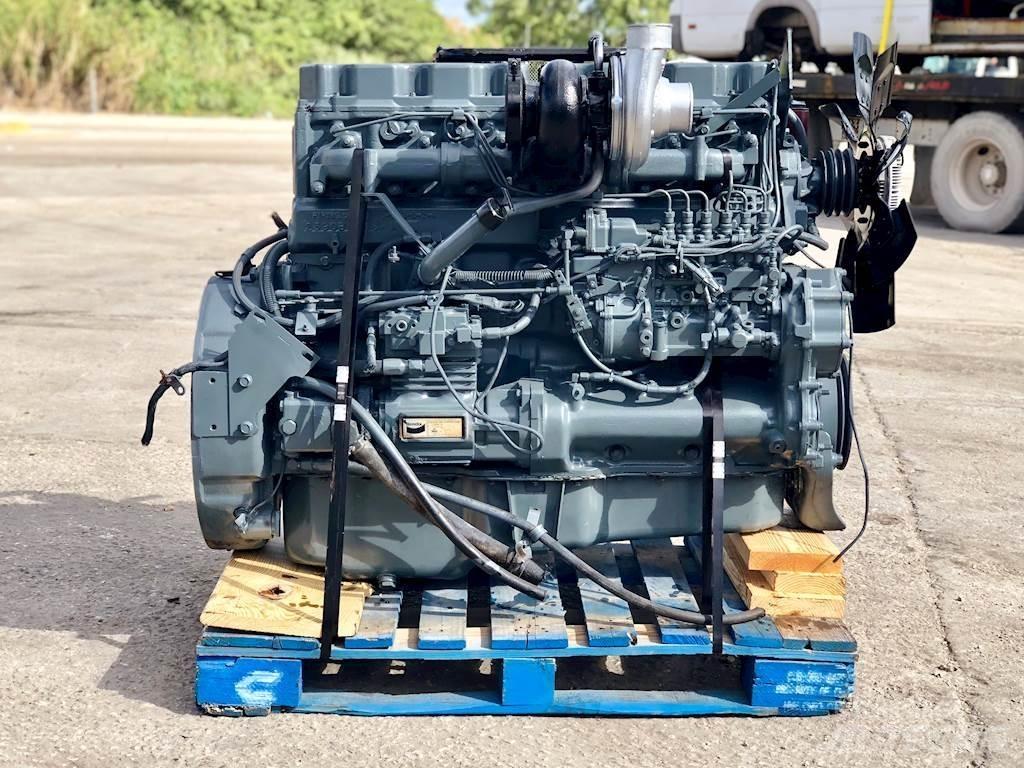 Mack E7 Motorok