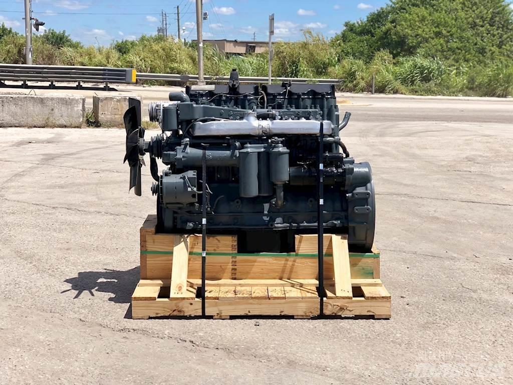 Mack E7 Motorok