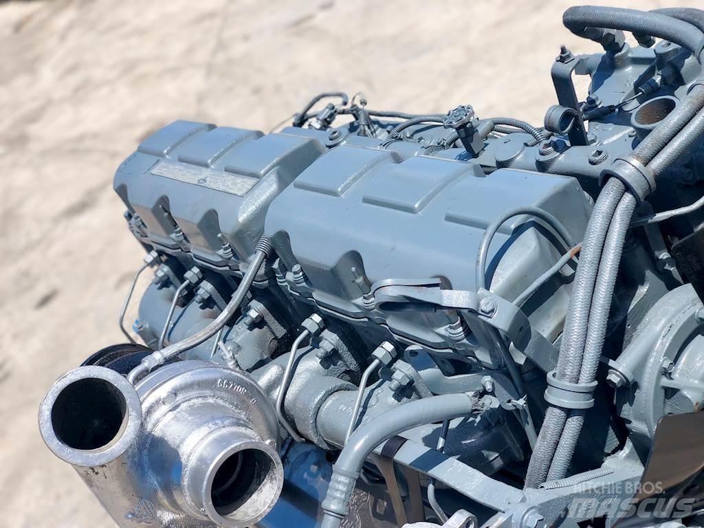 Mack E7 Motorok