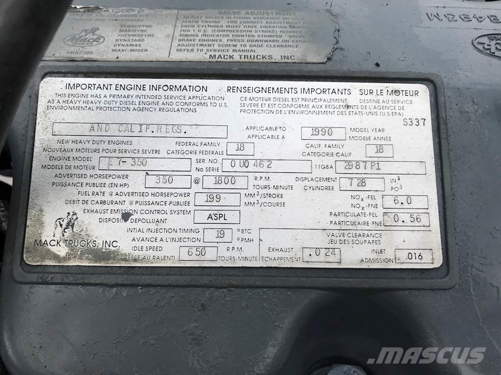 Mack E7-350 Motorok