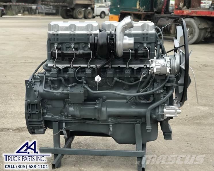Mack E7-350 Motorok