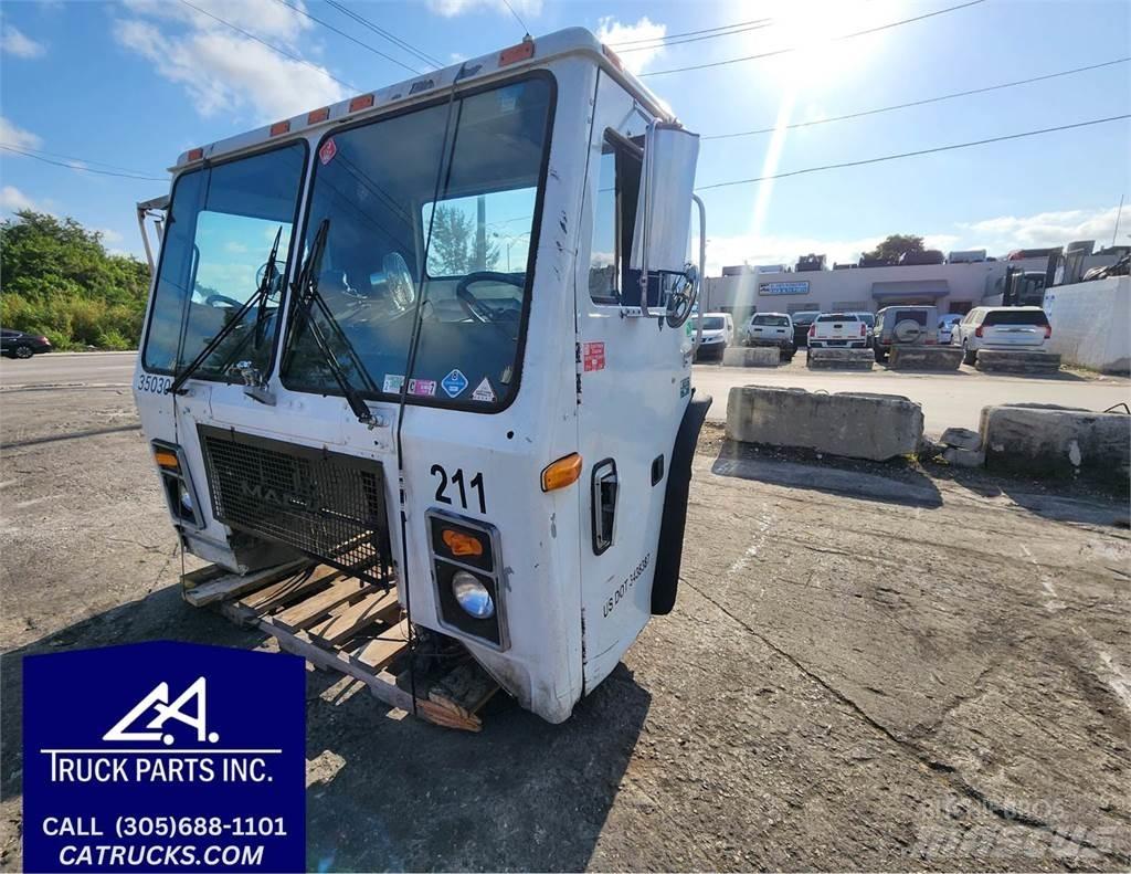 Mack LE613 Haszonjárművek - Egyéb