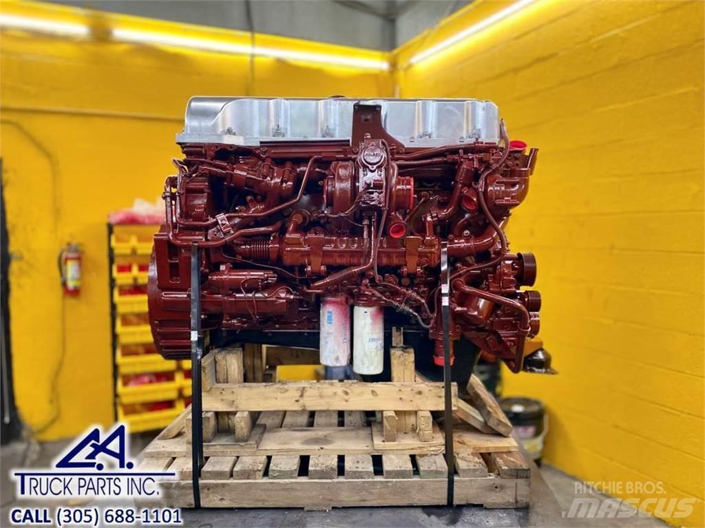 Mack MP7 Motorok