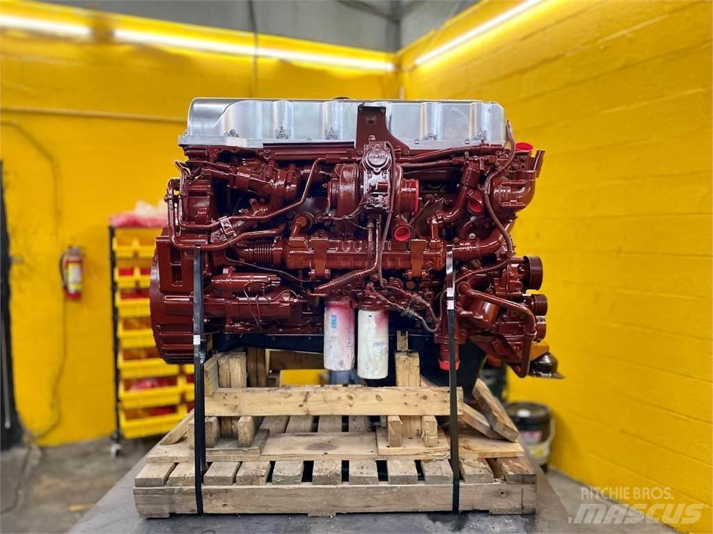 Mack MP7 Motorok