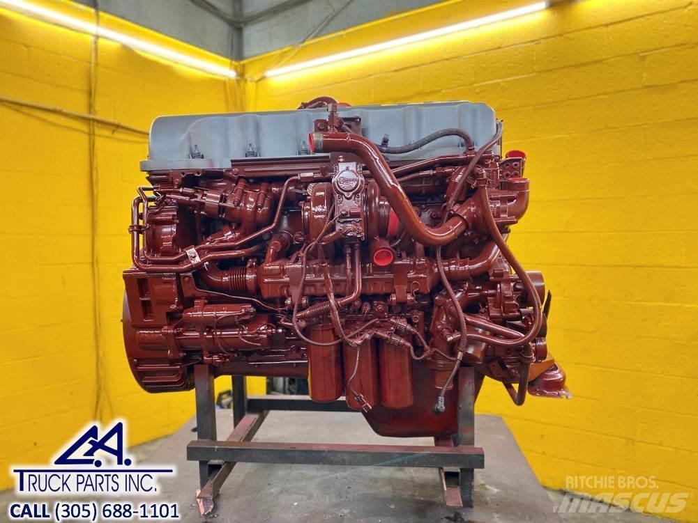 Mack MP7 Motorok