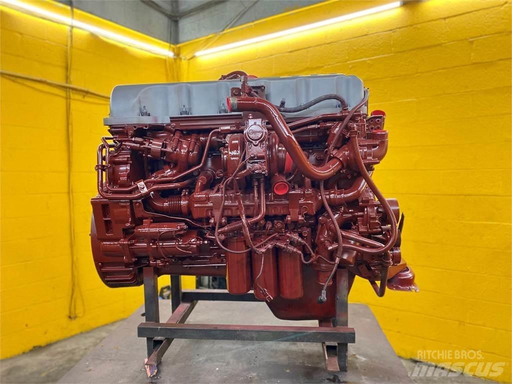 Mack MP7 Motorok