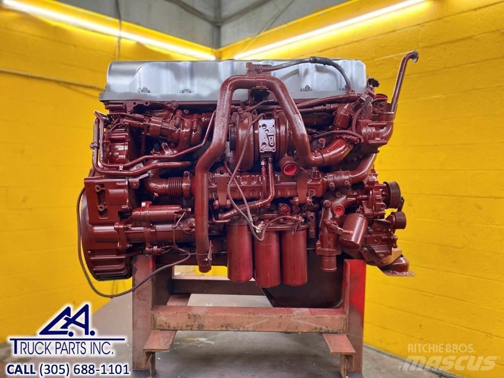 Mack MP7 Motorok