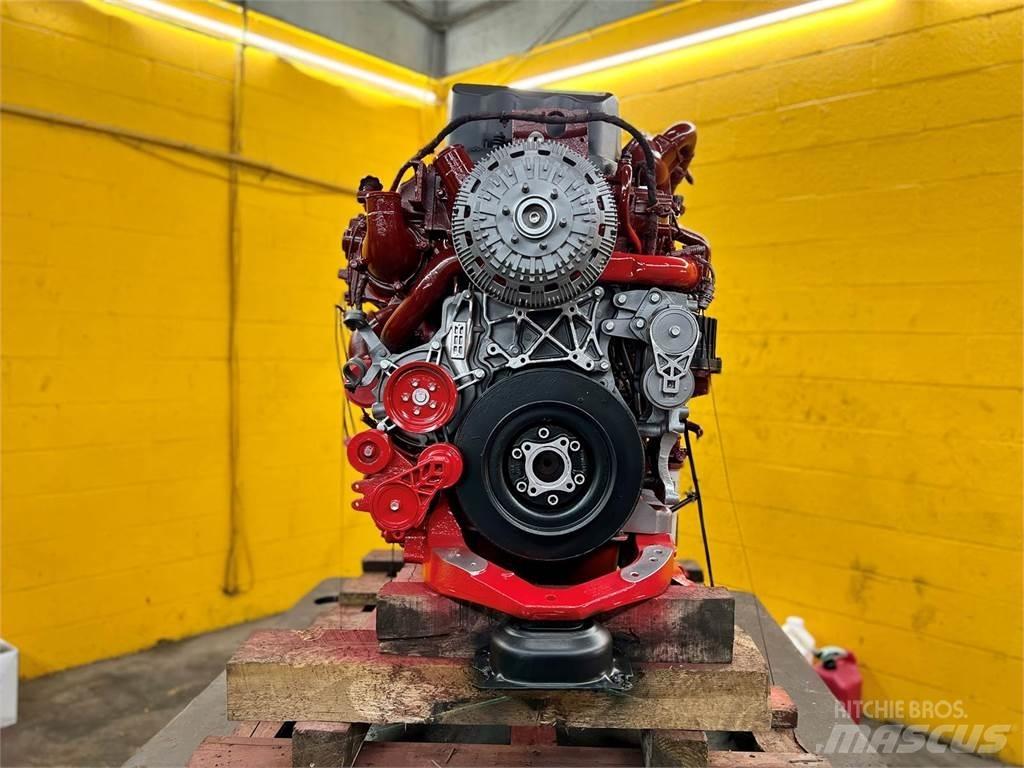 Mack MP7 Motorok
