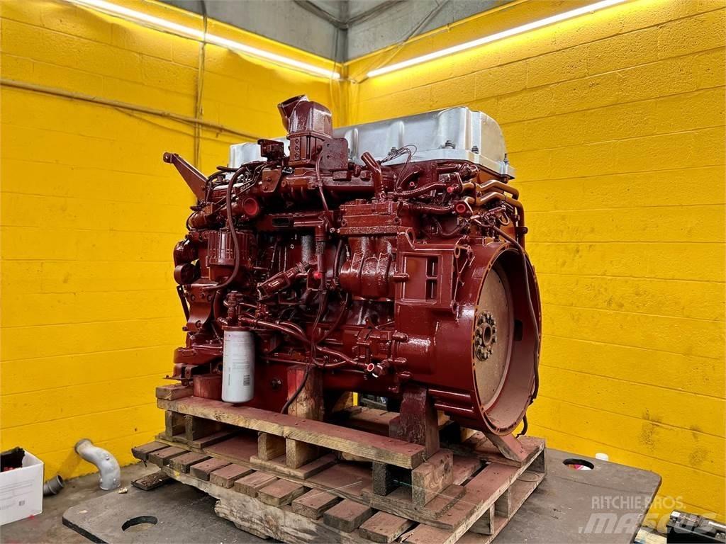 Mack MP7 Motorok