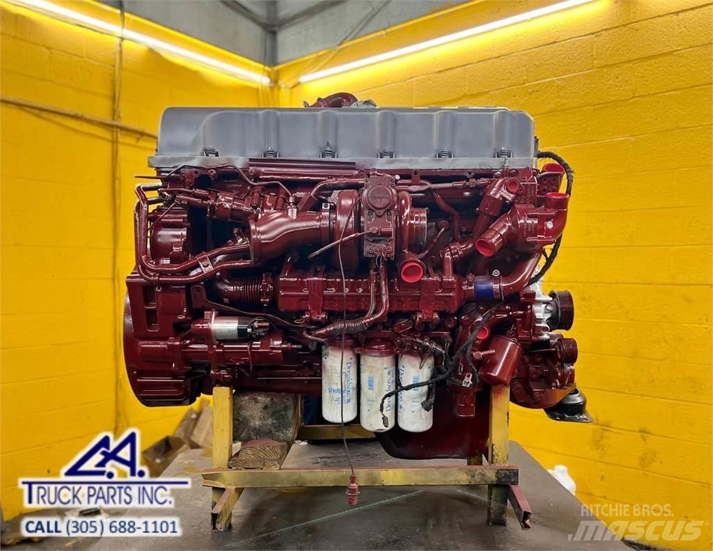 Mack MP7 Motorok