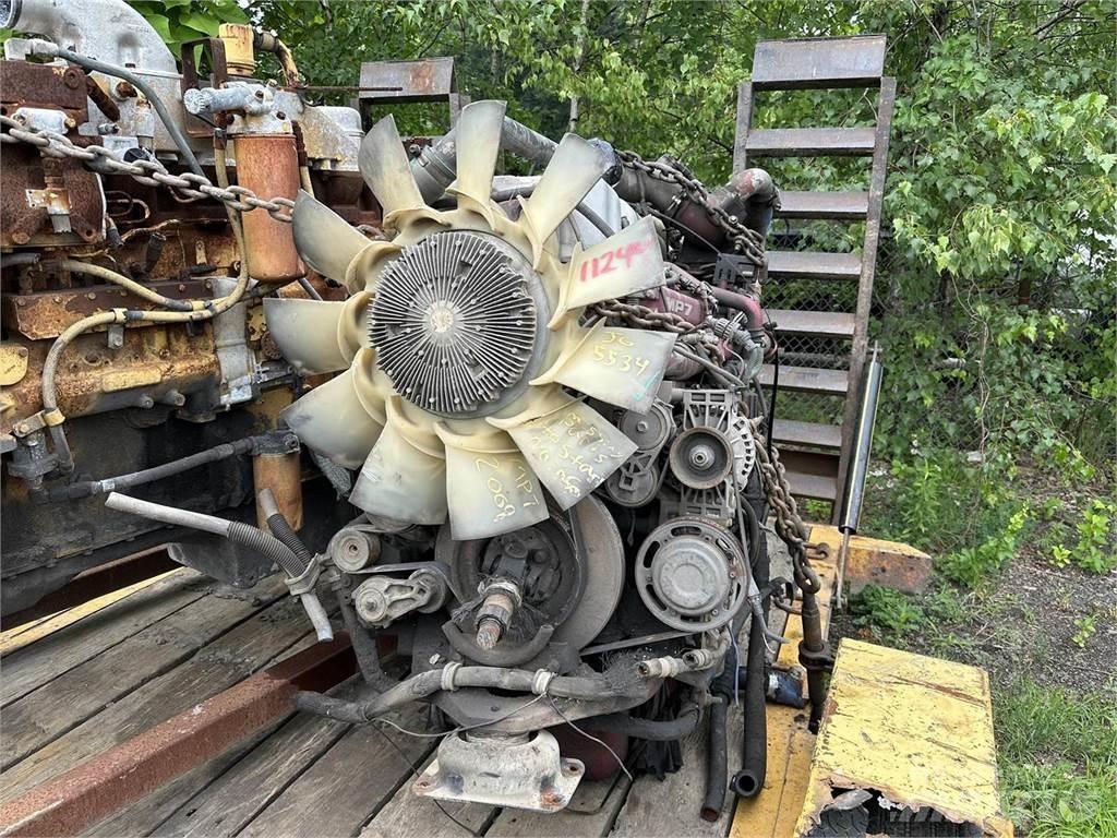 Mack MP7 Motorok