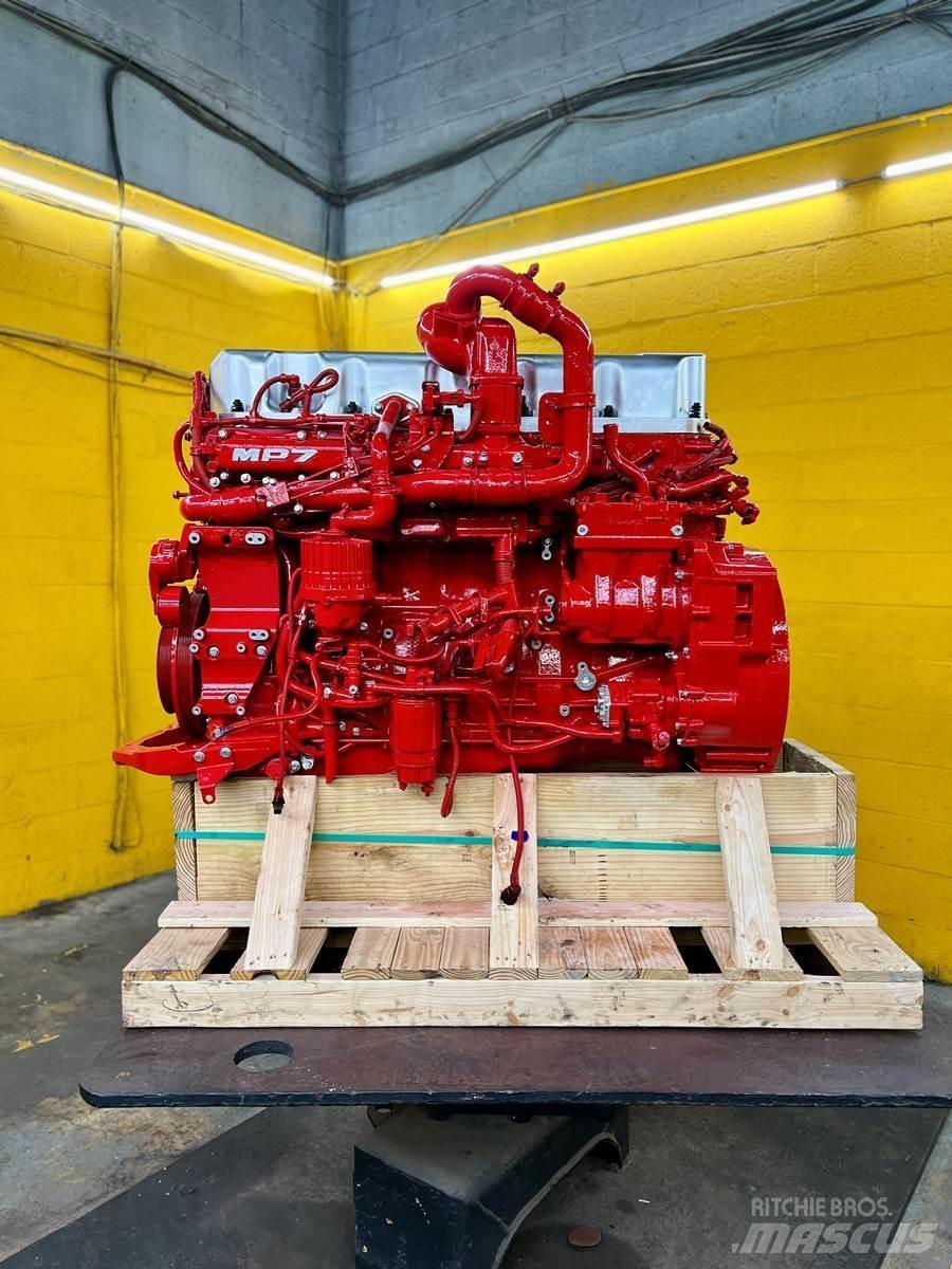 Mack MP7 Motorok