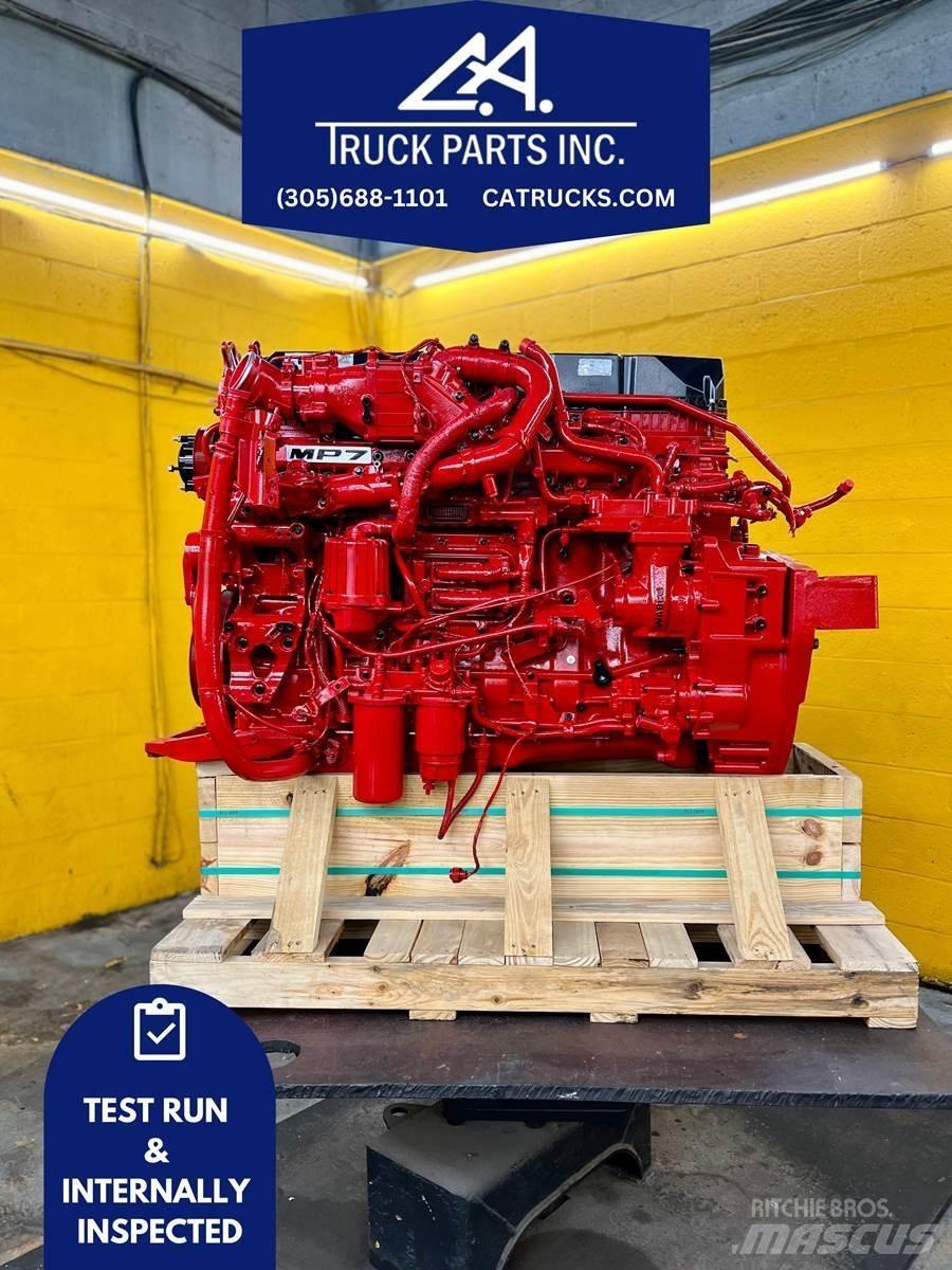 Mack MP7 Motorok