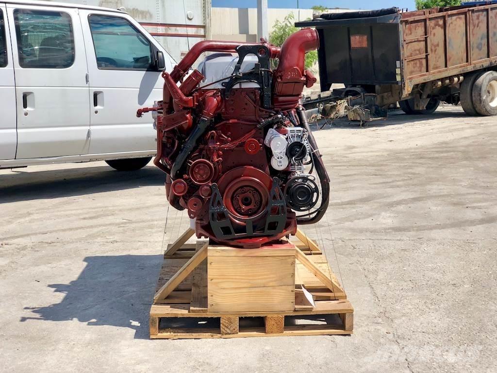 Mack MP8 Motorok