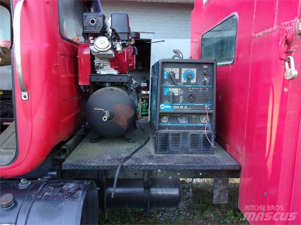 Mack Other Közúti karbantartó haszongépek