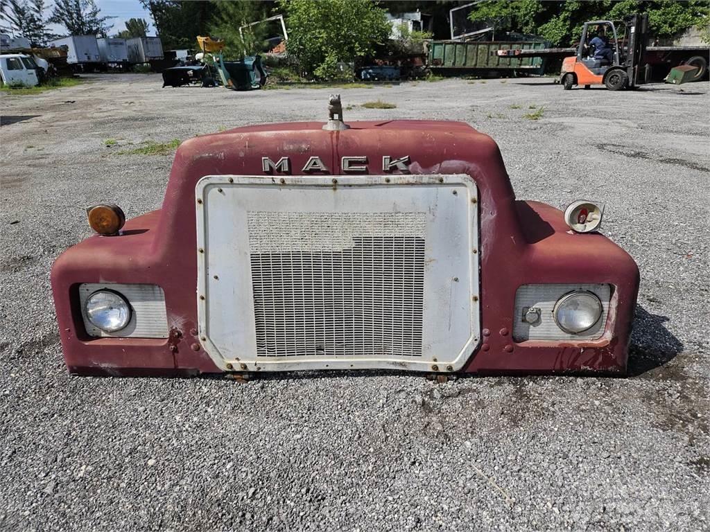 Mack Other Haszonjárművek - Egyéb