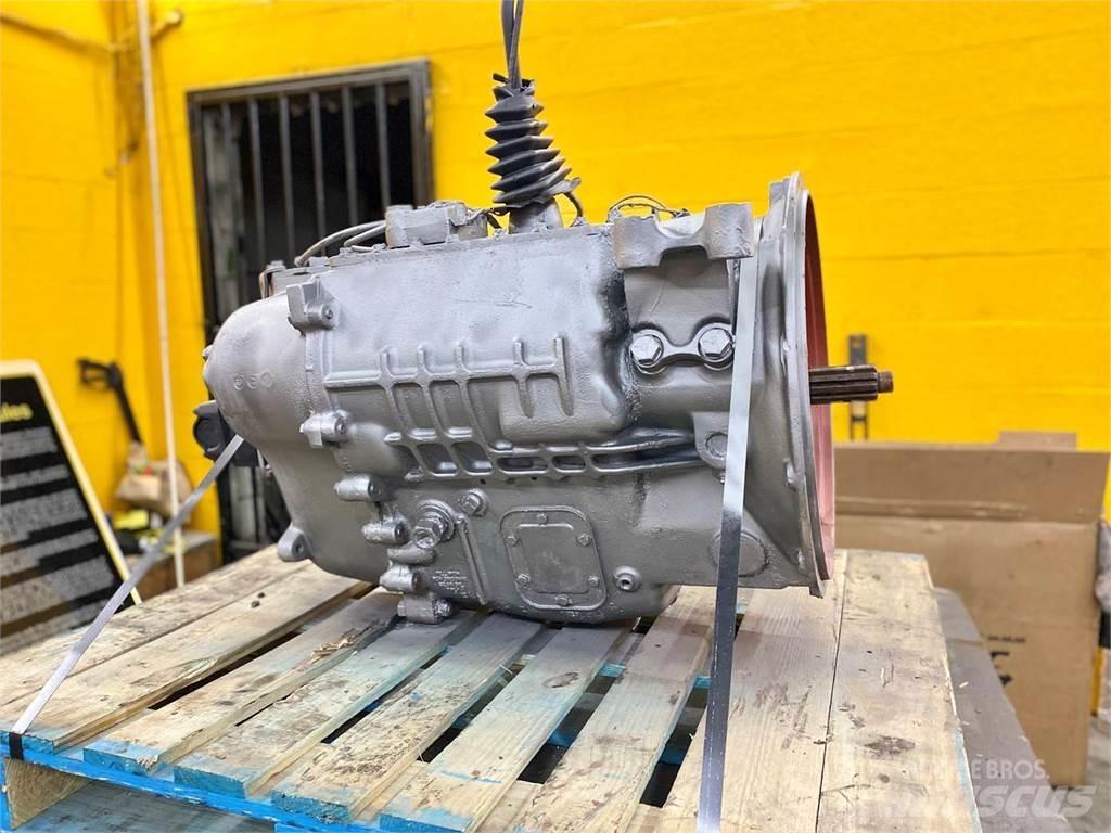 Mack T2080 Motorok