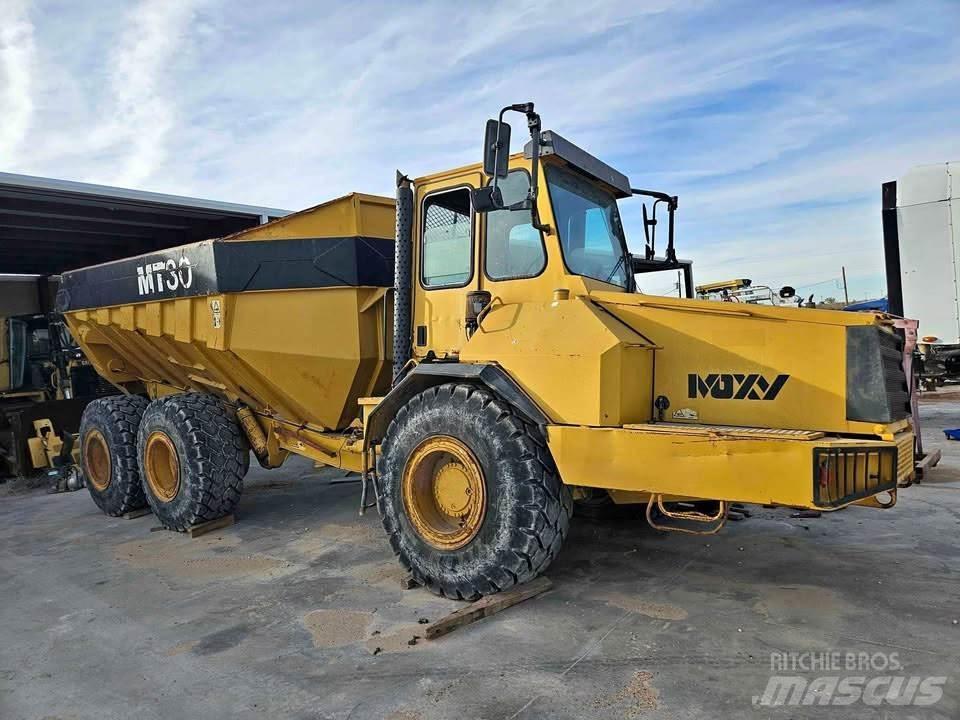 Moxy MT-30 Csuklósdömperek