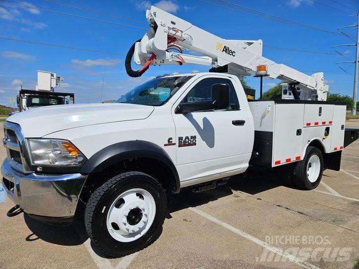 RAM 5500 Teherautóra szerelt emelők és állványok