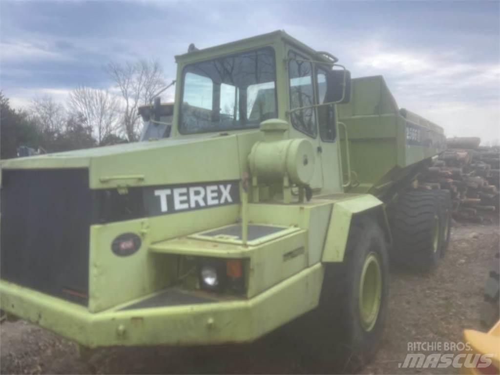 Terex 2566 Transporterek