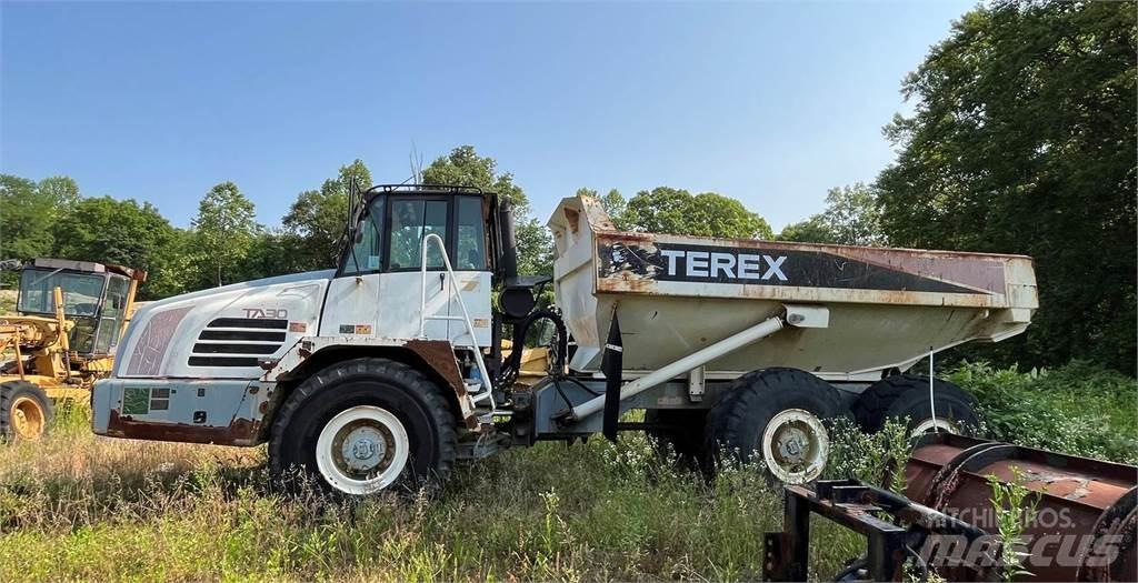 Terex TA30 Csuklósdömperek