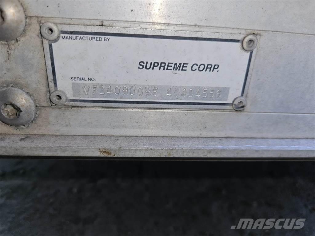  Unmarked Dobozos pótkocsik