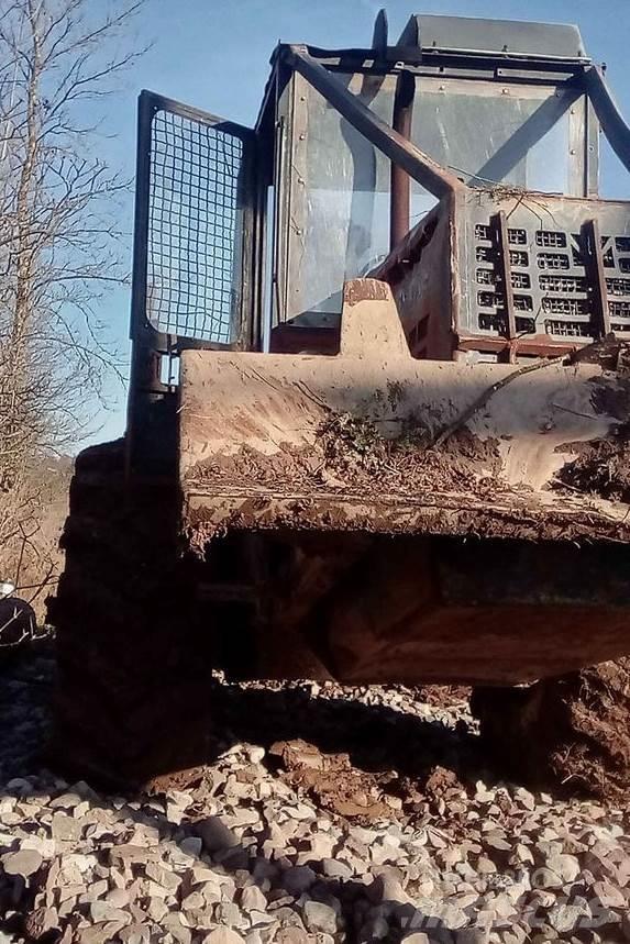 Valmet 544 Kihordók