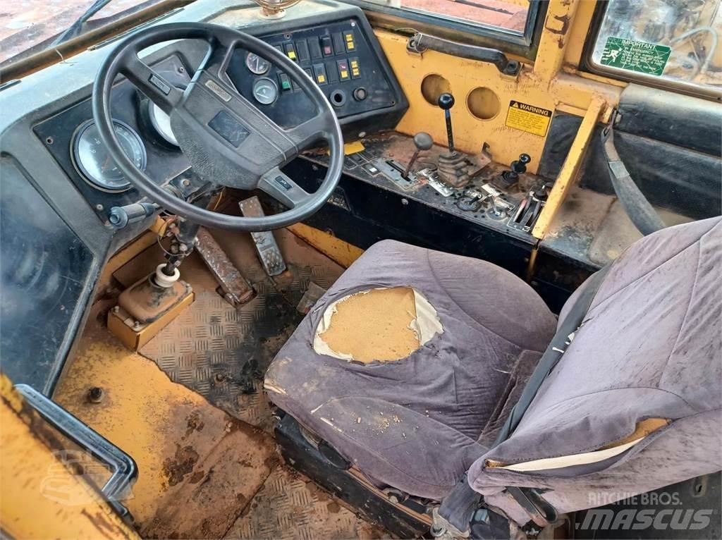 Volvo A35 Transporterek