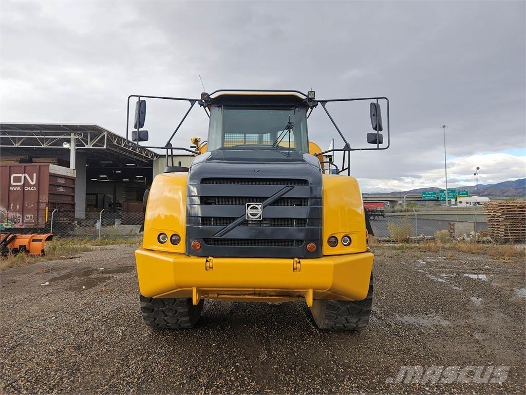 Volvo A40E Tartályos teherautók