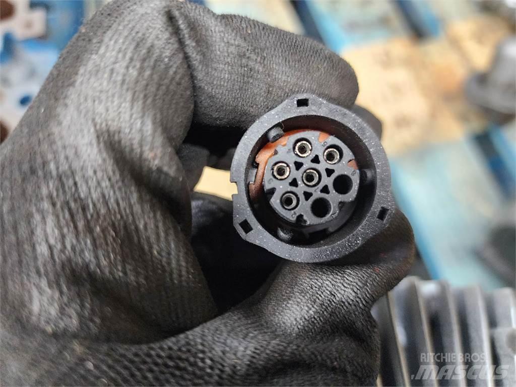 Volvo D13 Haszonjárművek - Egyéb