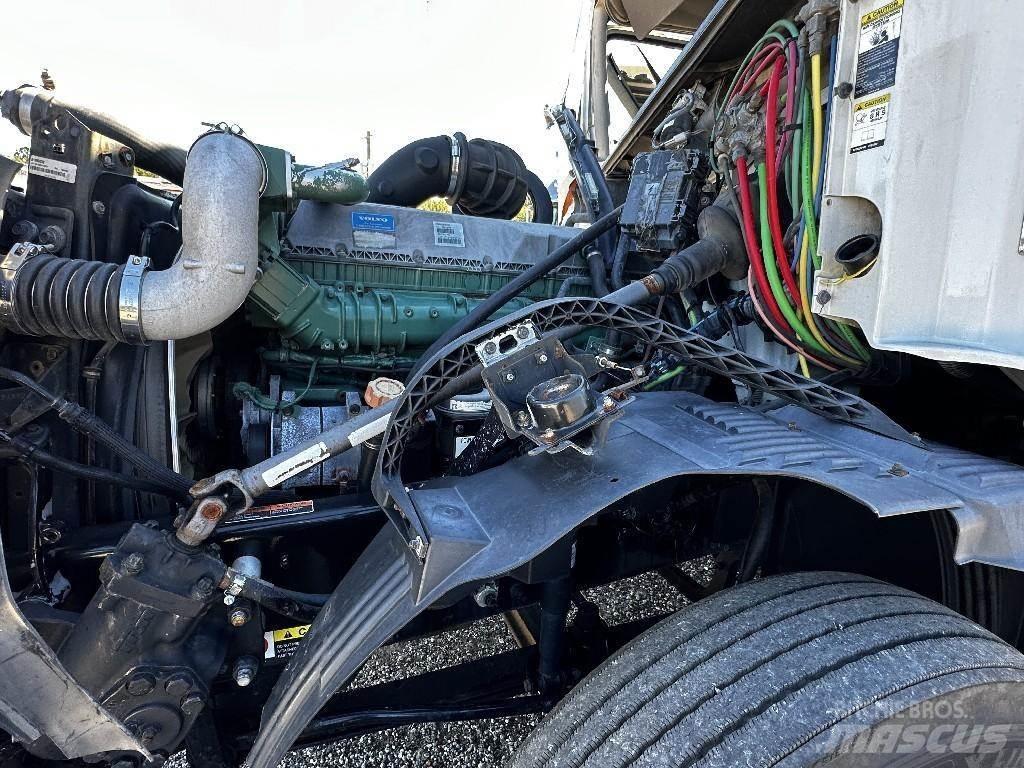 Volvo D13 Motorok