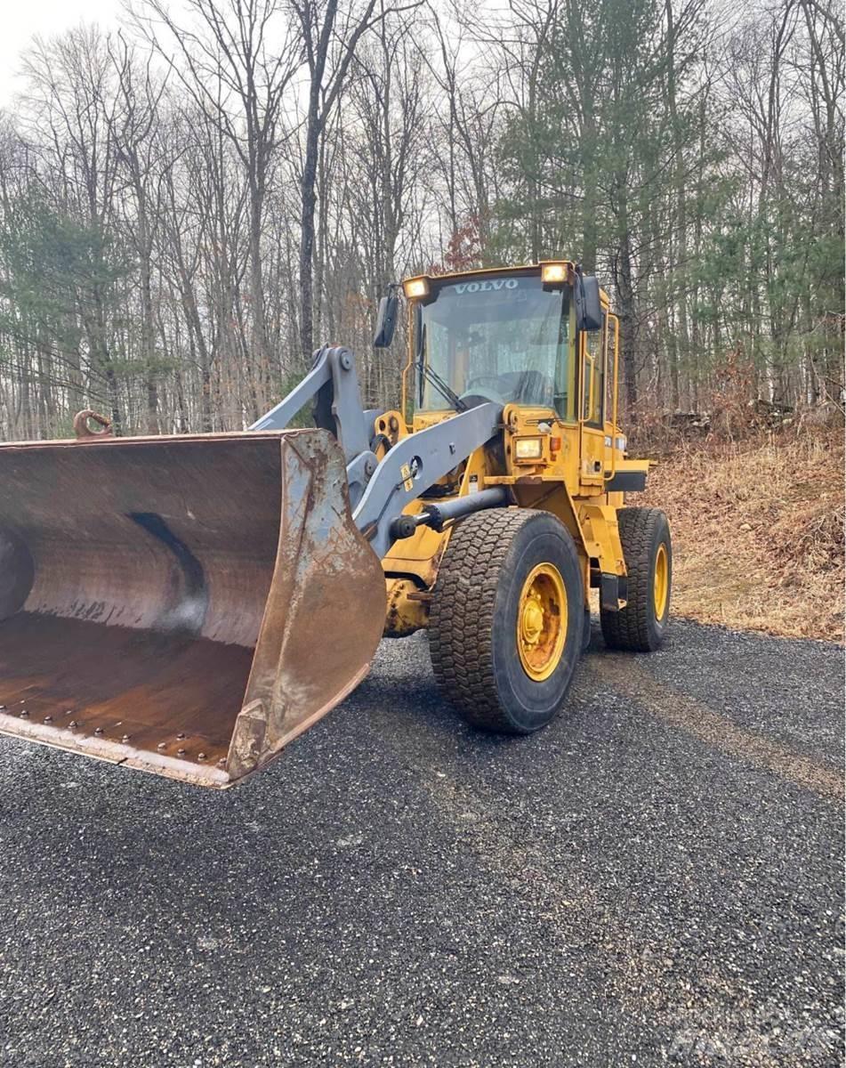 Volvo L70D Gumikerekes homlokrakodók