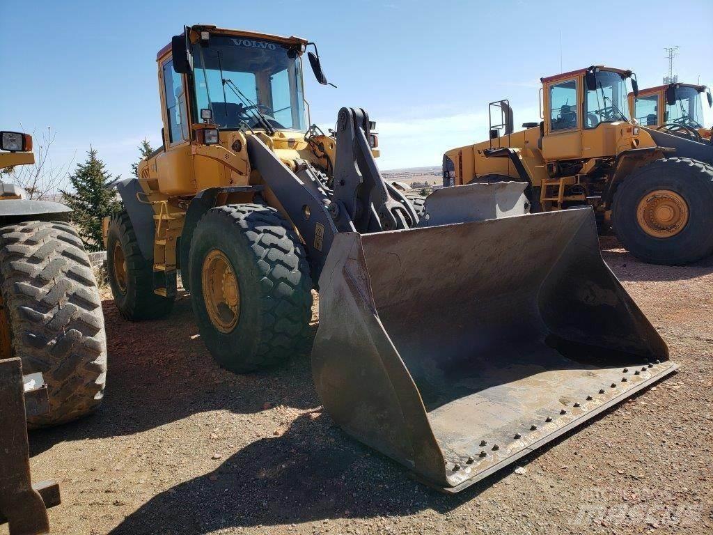 Volvo L90E Gumikerekes homlokrakodók