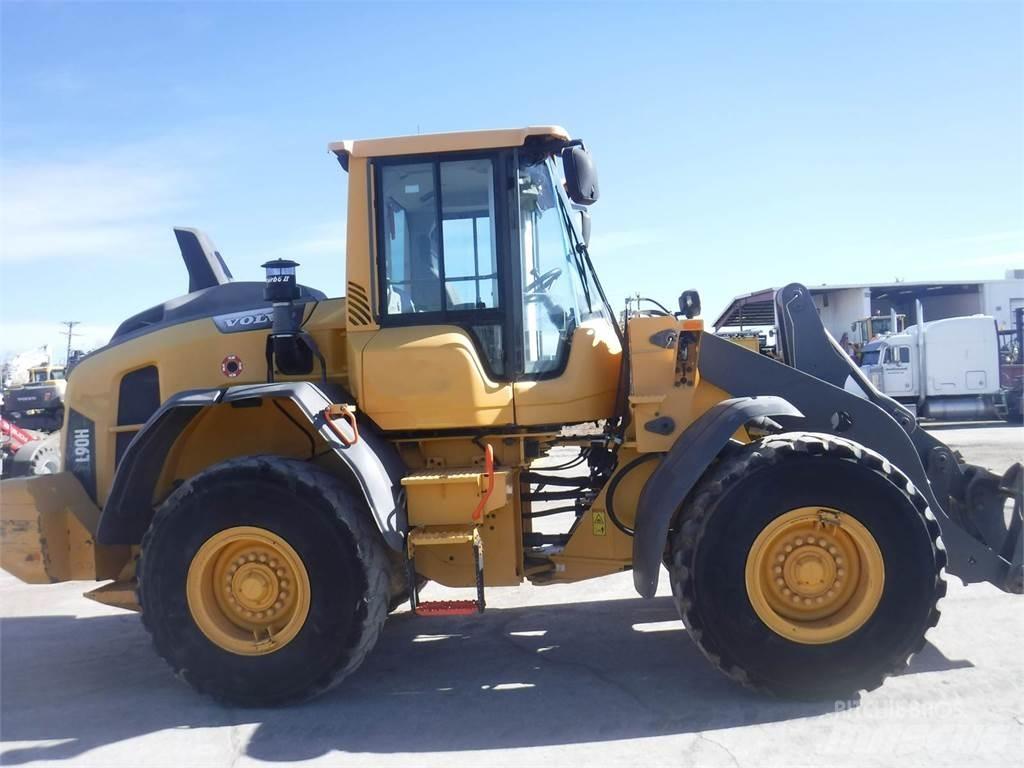 Volvo L90H Gumikerekes homlokrakodók