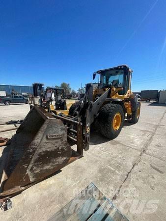 Volvo L90H Gumikerekes homlokrakodók