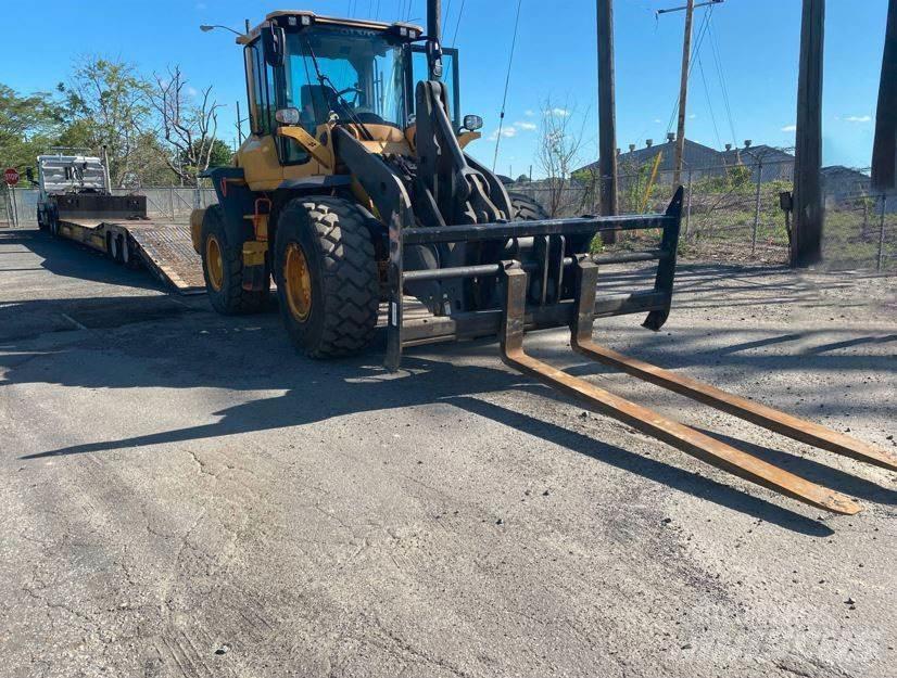 Volvo L90H Gumikerekes homlokrakodók