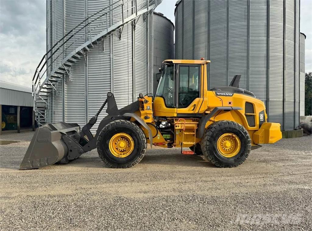 Volvo L90H Gumikerekes homlokrakodók