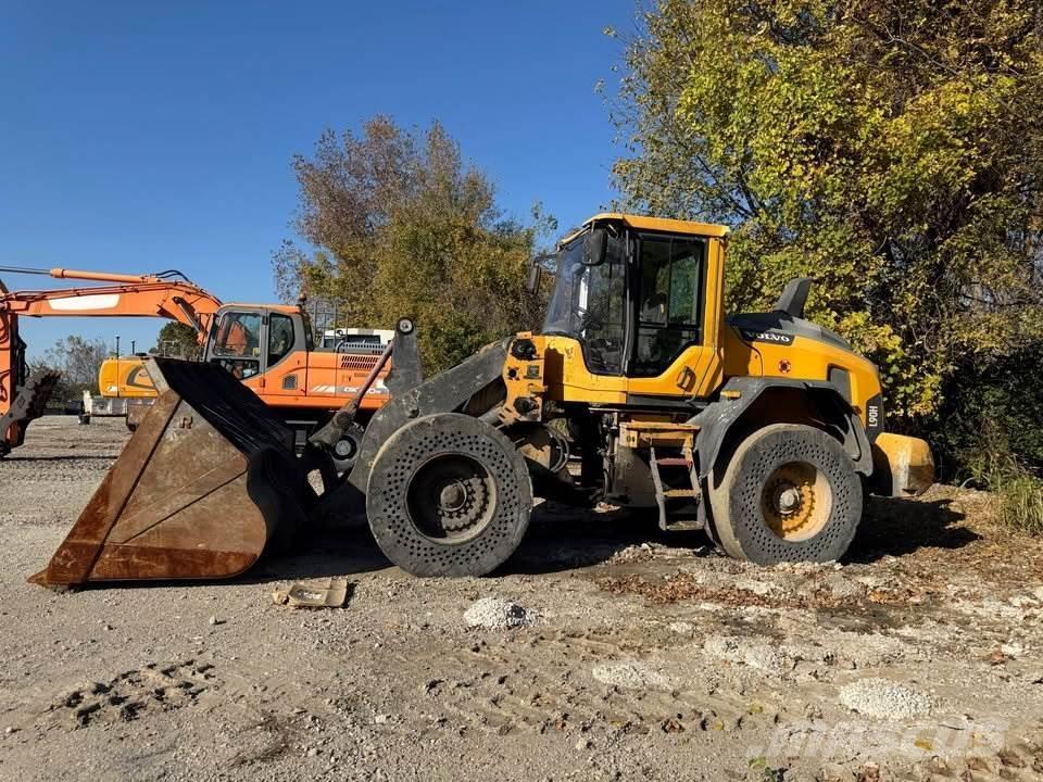 Volvo L90H Gumikerekes homlokrakodók