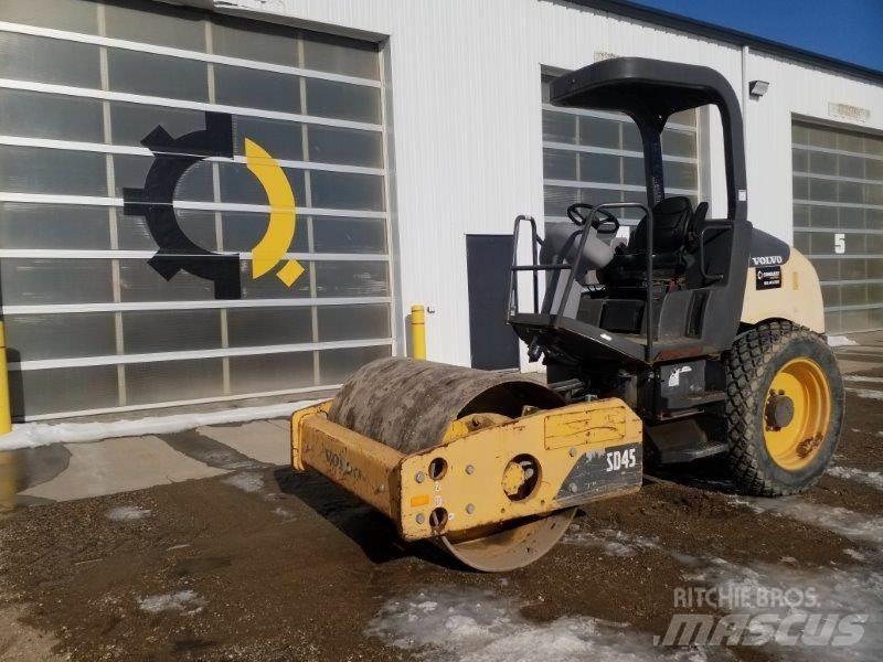 Volvo SD45 Egydobos hengerek