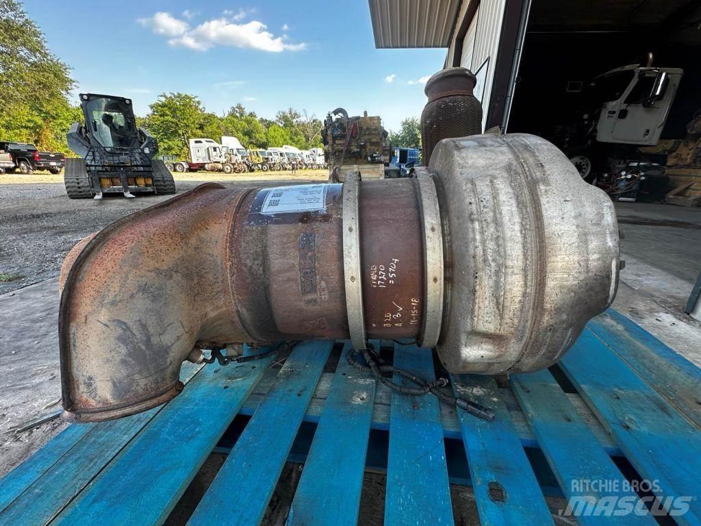 Volvo VNL Haszonjárművek - Egyéb