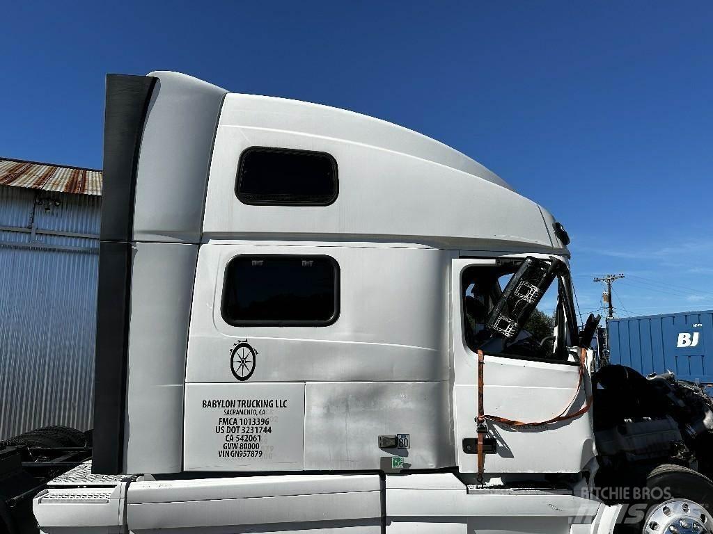 Volvo VNL Haszonjárművek - Egyéb