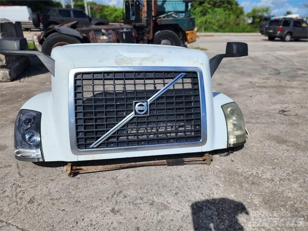 Volvo VNL Haszonjárművek - Egyéb