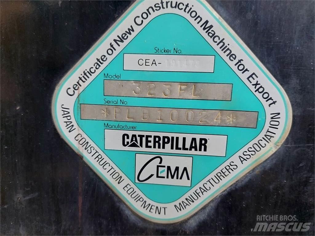 CAT 323F Lánctalpas kotrók