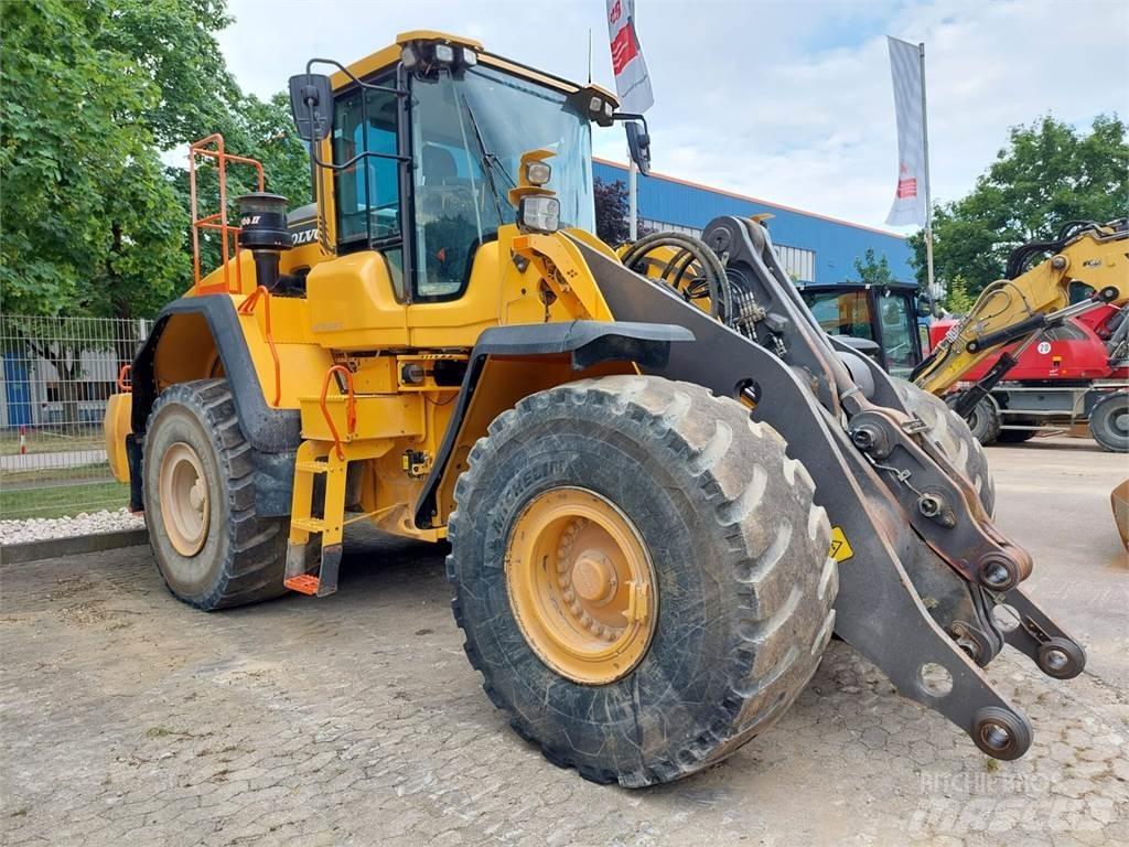 Volvo L 180H Gumikerekes homlokrakodók
