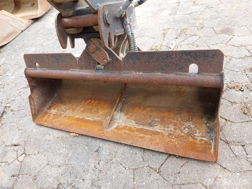 Yanmar SV16 Lánctalpas kotrók