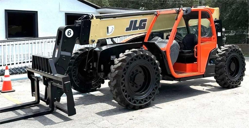 JLG 642 Teleszkópos rakodók