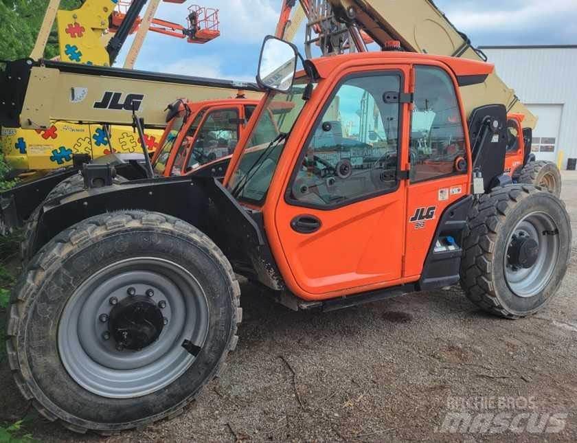 JLG 943 Teleszkópos rakodók